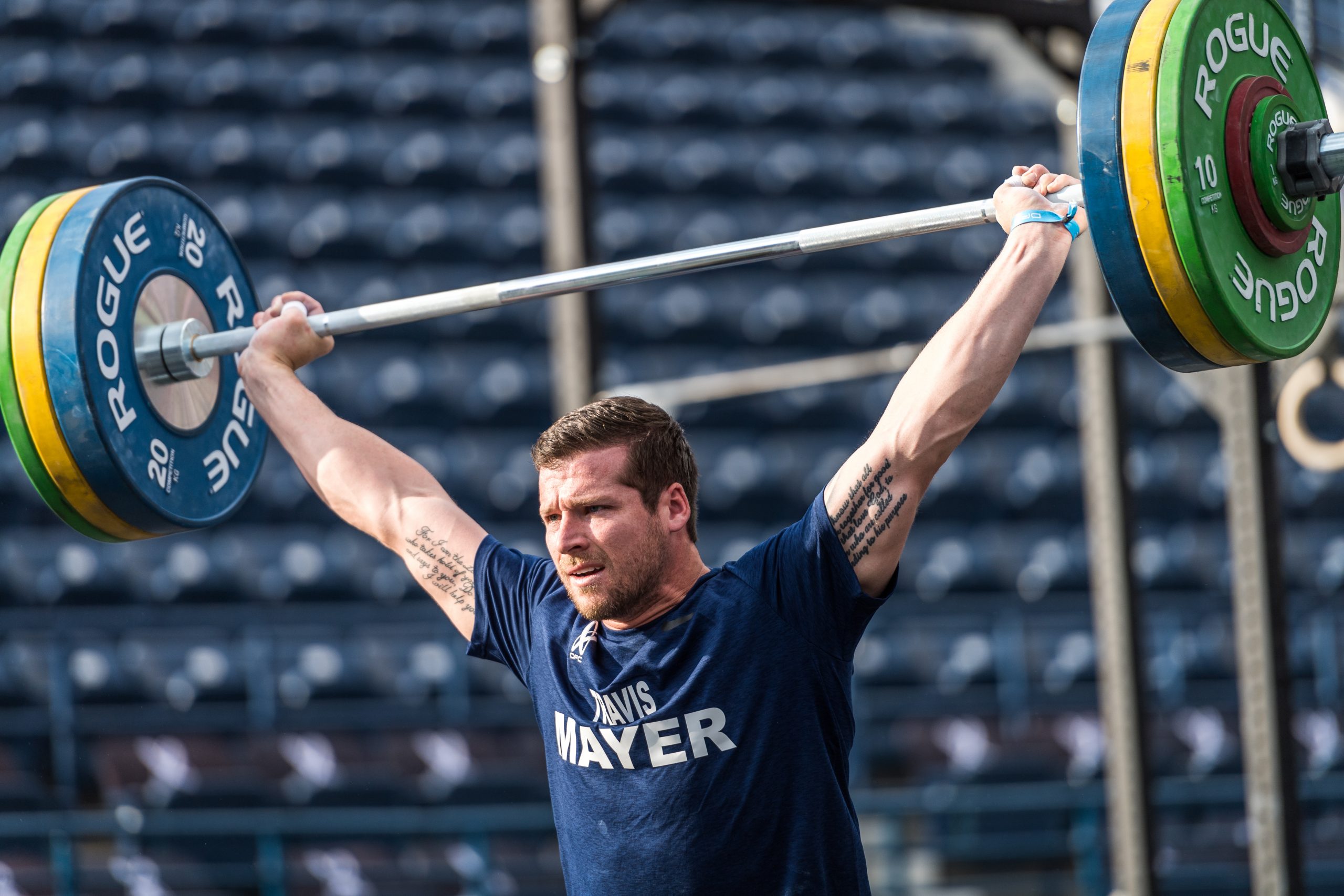 travis mayer lifting weight