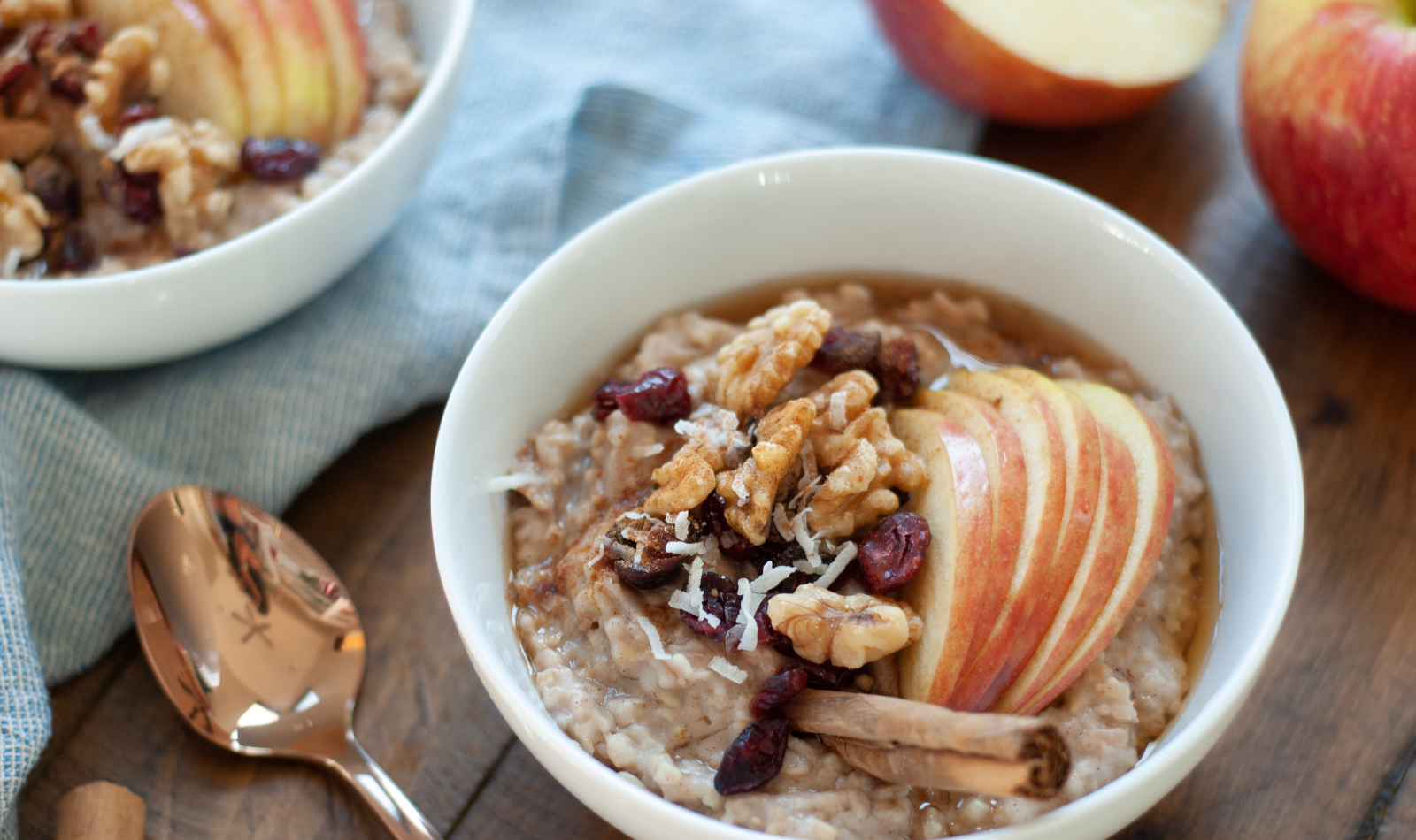 Apple Cinnamon Slow Cooker Oats