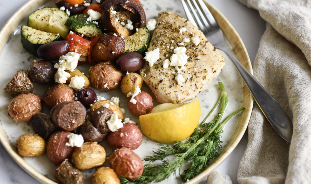 Sheet Pan Mediterranean Chicken & Vegetables - Macrostax