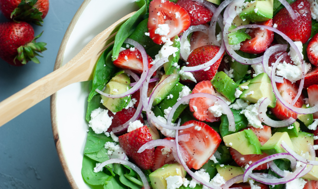 Strawberry Avocado Salad - Macrostax