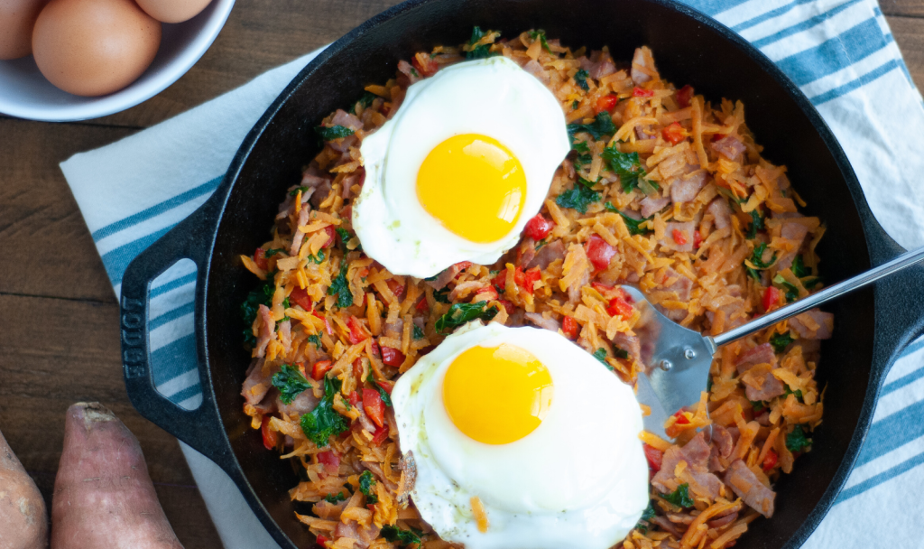 Sweet Potato Hash with Bacon and Eggs - Macrostax