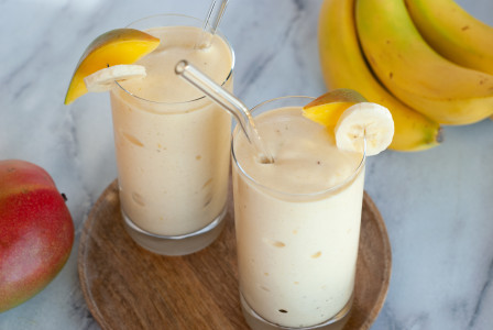 High Protein Dreamsicle Smoothie