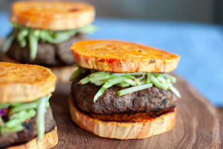 Macrostax Paleo Jerk Burger