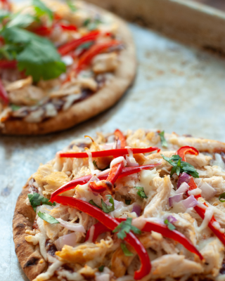 IG Aspect Ratio - Portrait - BBQ chicken pizza