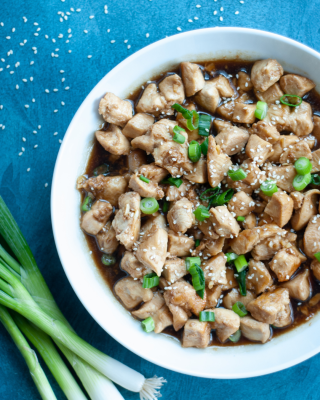 Portrait - blog - 5 Ingredient Honey Chicken (1)