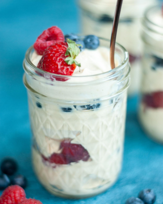 Portrait - blog - PB&J Protein Parfait