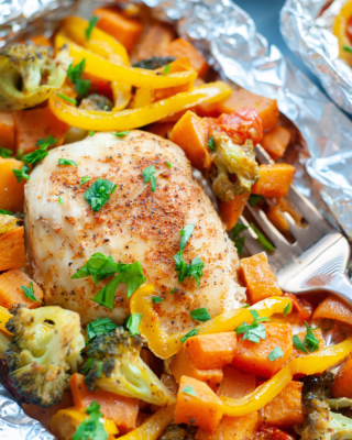 Portrait - blog - Paleo Chicken and Veggie Foil Packs