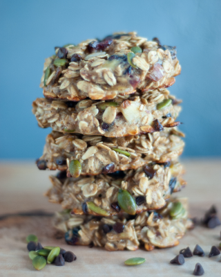 Portrait - blog - Trail Mix Protein Cookies