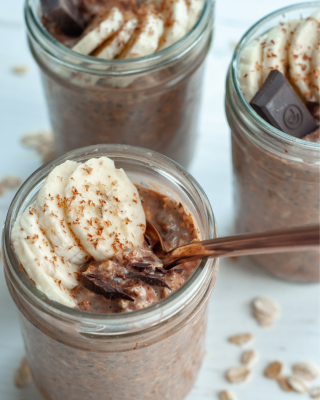 Portrait - blog - Dark Chocolate Overnight Oats