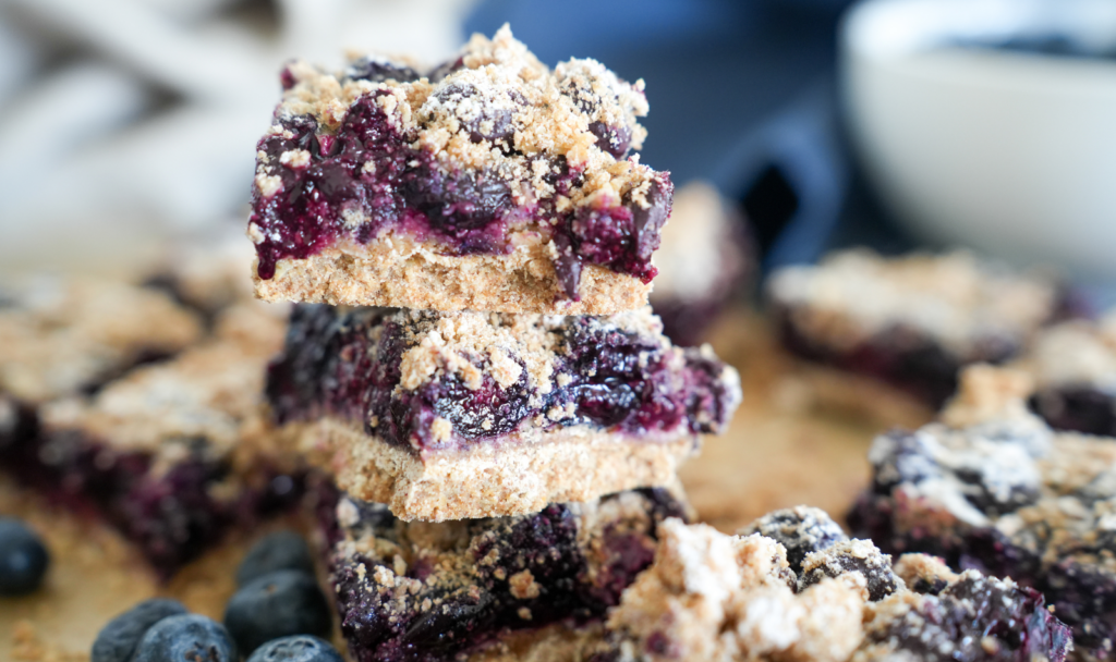 Chewy Blueberry Pie Bars - Macrostax