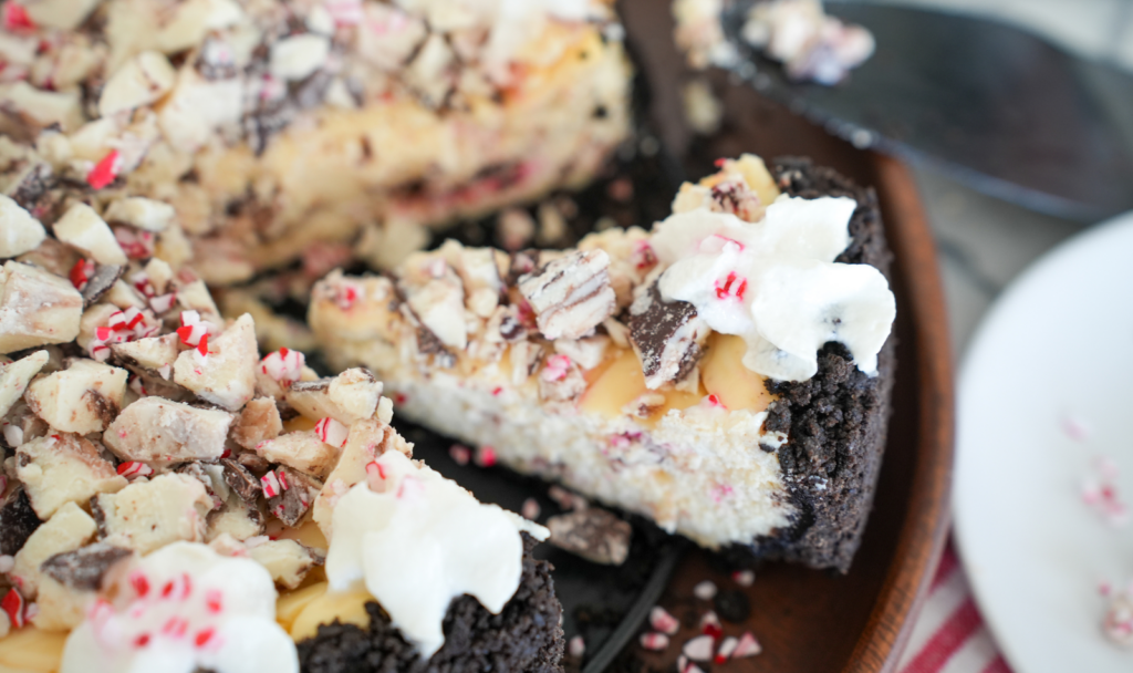 Peppermint Bark Cheesecake - Macrostax